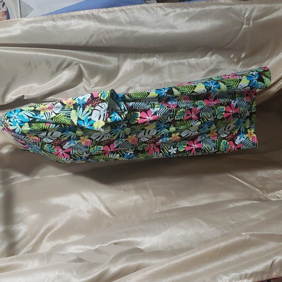 Secret Treasures. Tropical Tunic; Butter Soft; Pockets. Size L/XL EUC - Picture 6 of 12